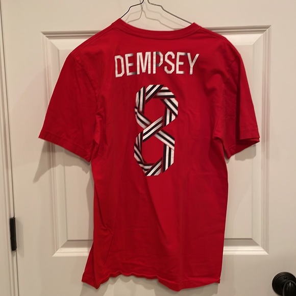 COPY 1- Nike AM USA soccer T-Shrt 8 Dempsey - Picture 4 of 5